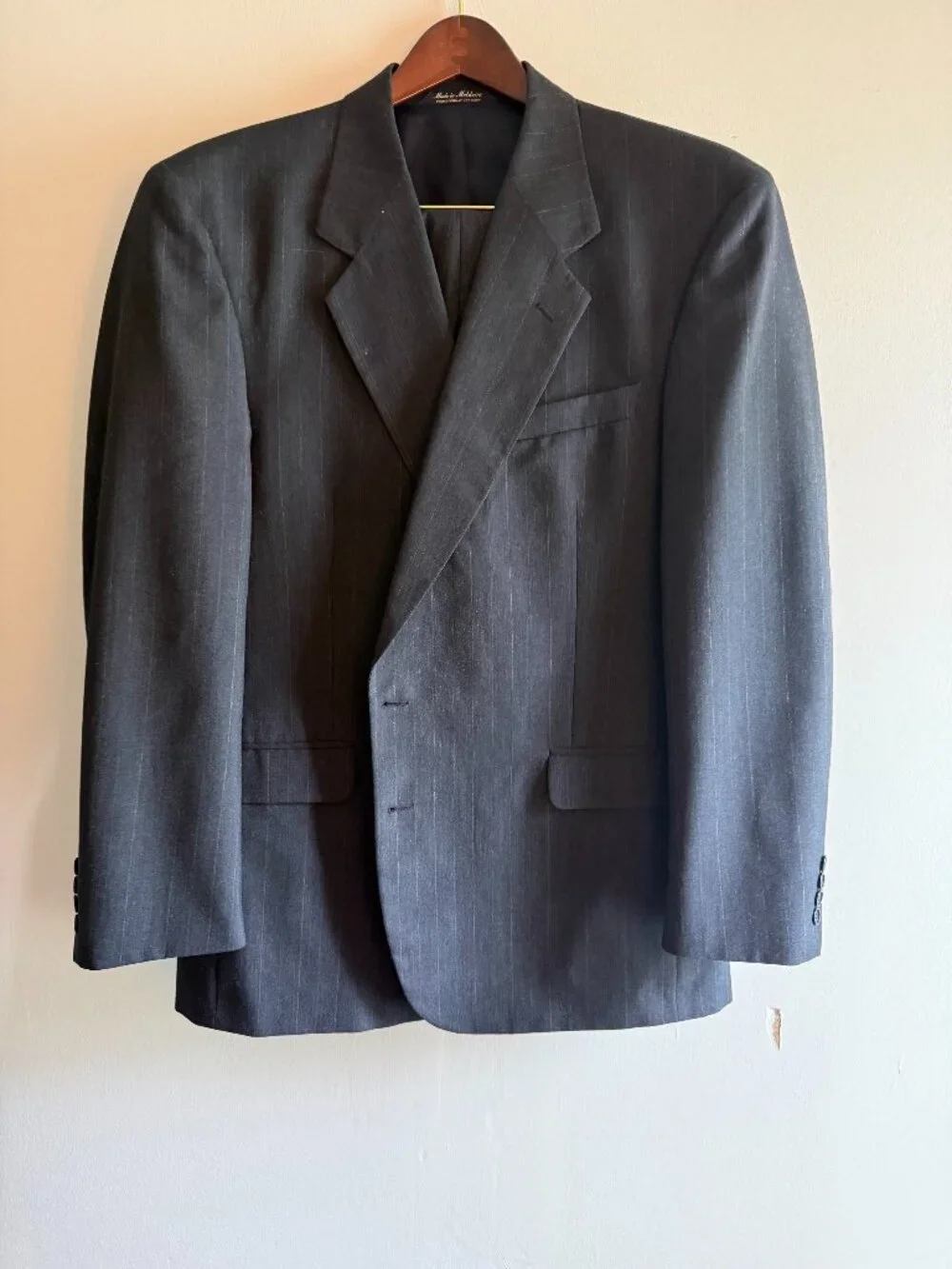 Kilburne & Finch Charcoal Pinstripe 2 Piece Suit 44L Jacket 38W Pants